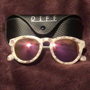 DIFF round sunglasses